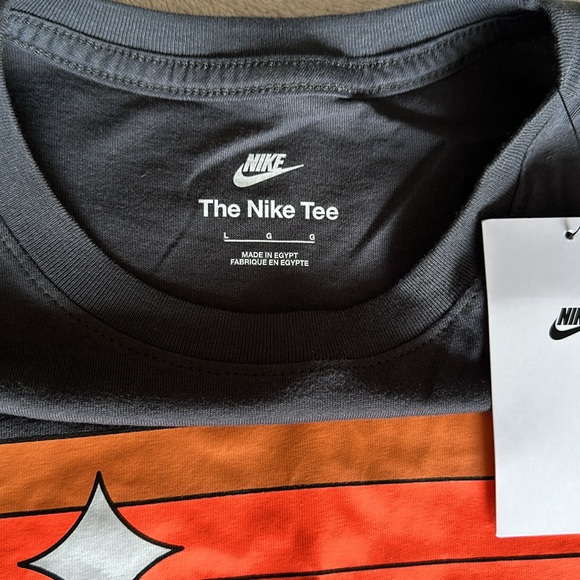 The Nike Tee - Picture 3 of 3